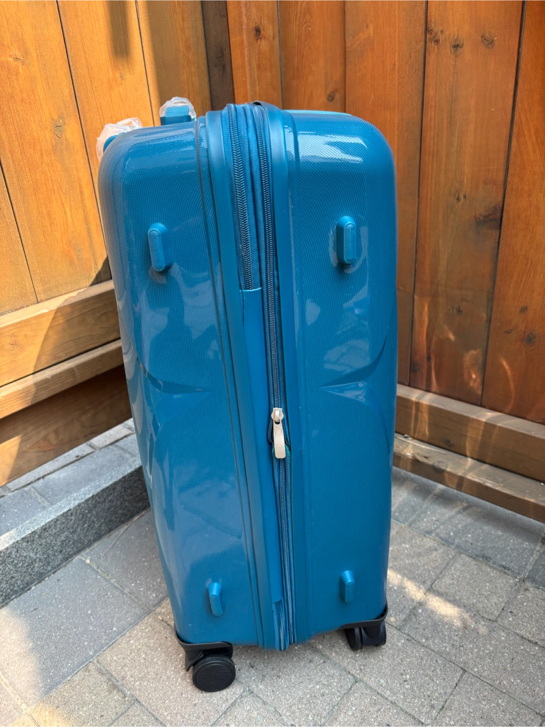 Blue Hard-Shell Spinner Suitcase - photo 5