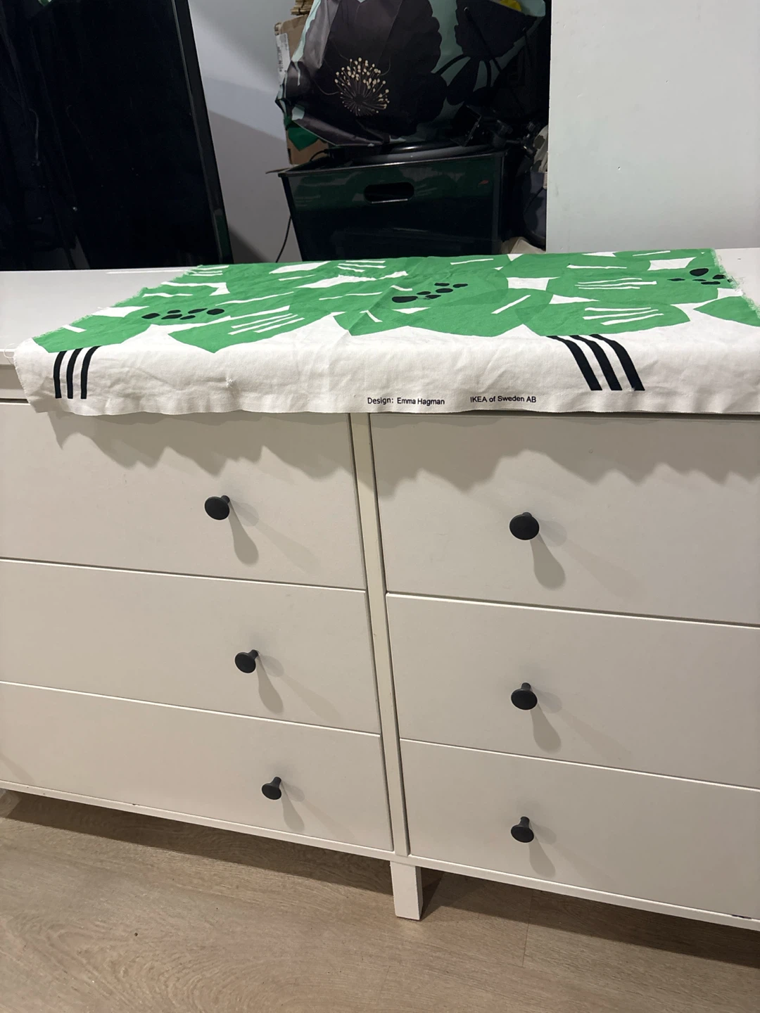 White 6-Drawer Dresser IKEA - photo 4