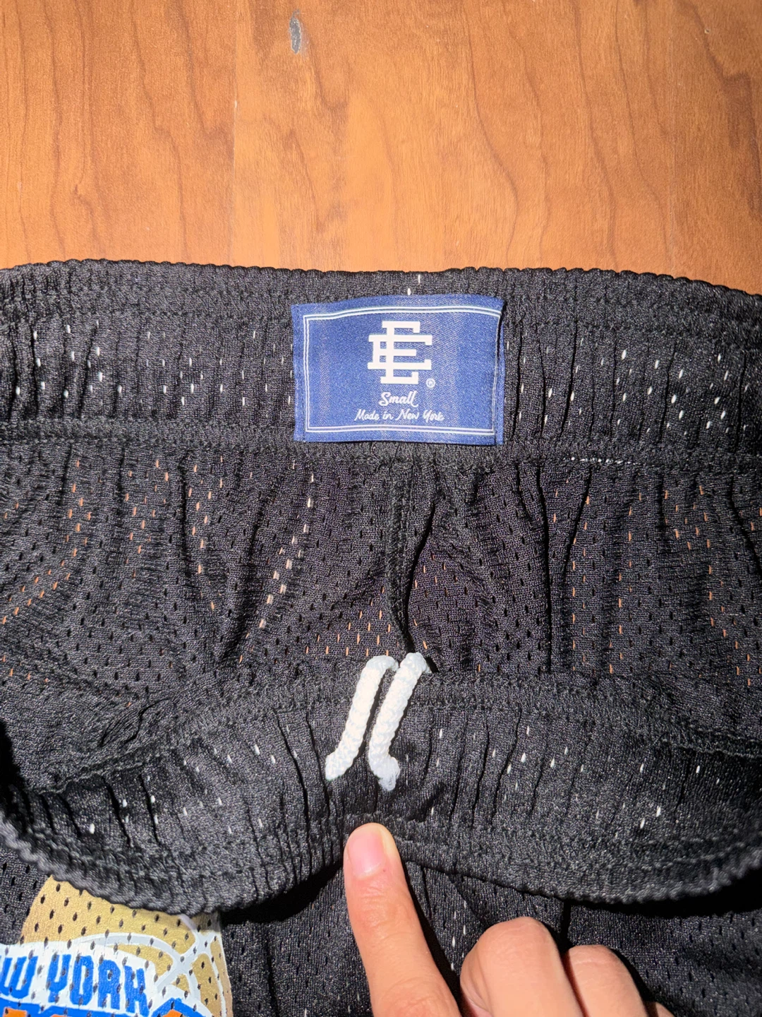 Eric Emanuel black Ny Knicks championship shorts - photo 3