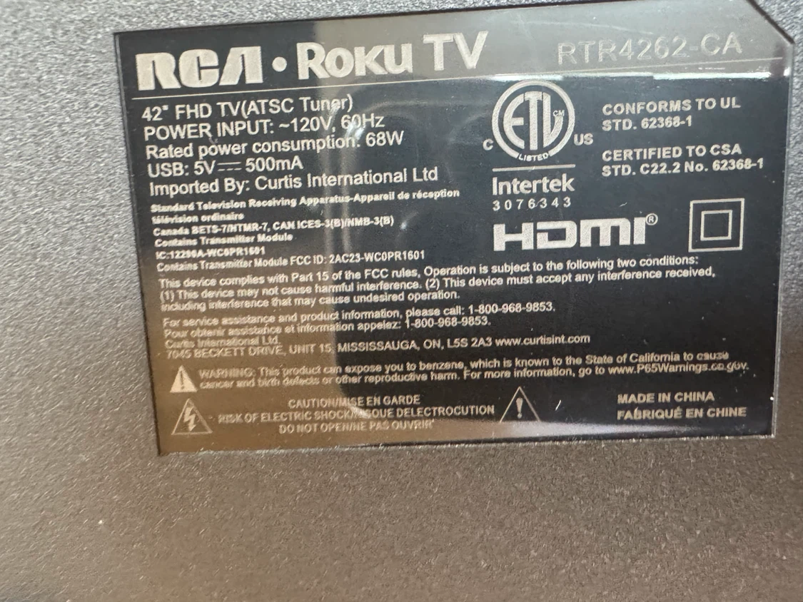 RCA 42" FHD Roku TV RTR4262-CA - photo 4
