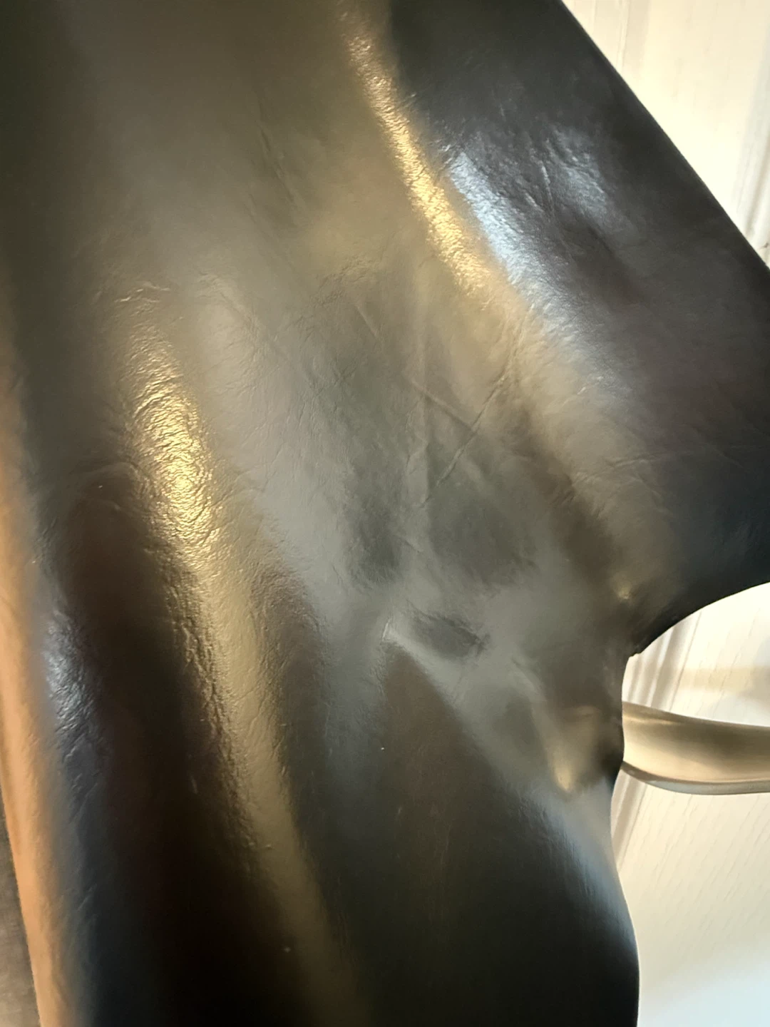 Bolt of pleather (vinyl leather) - photo 2