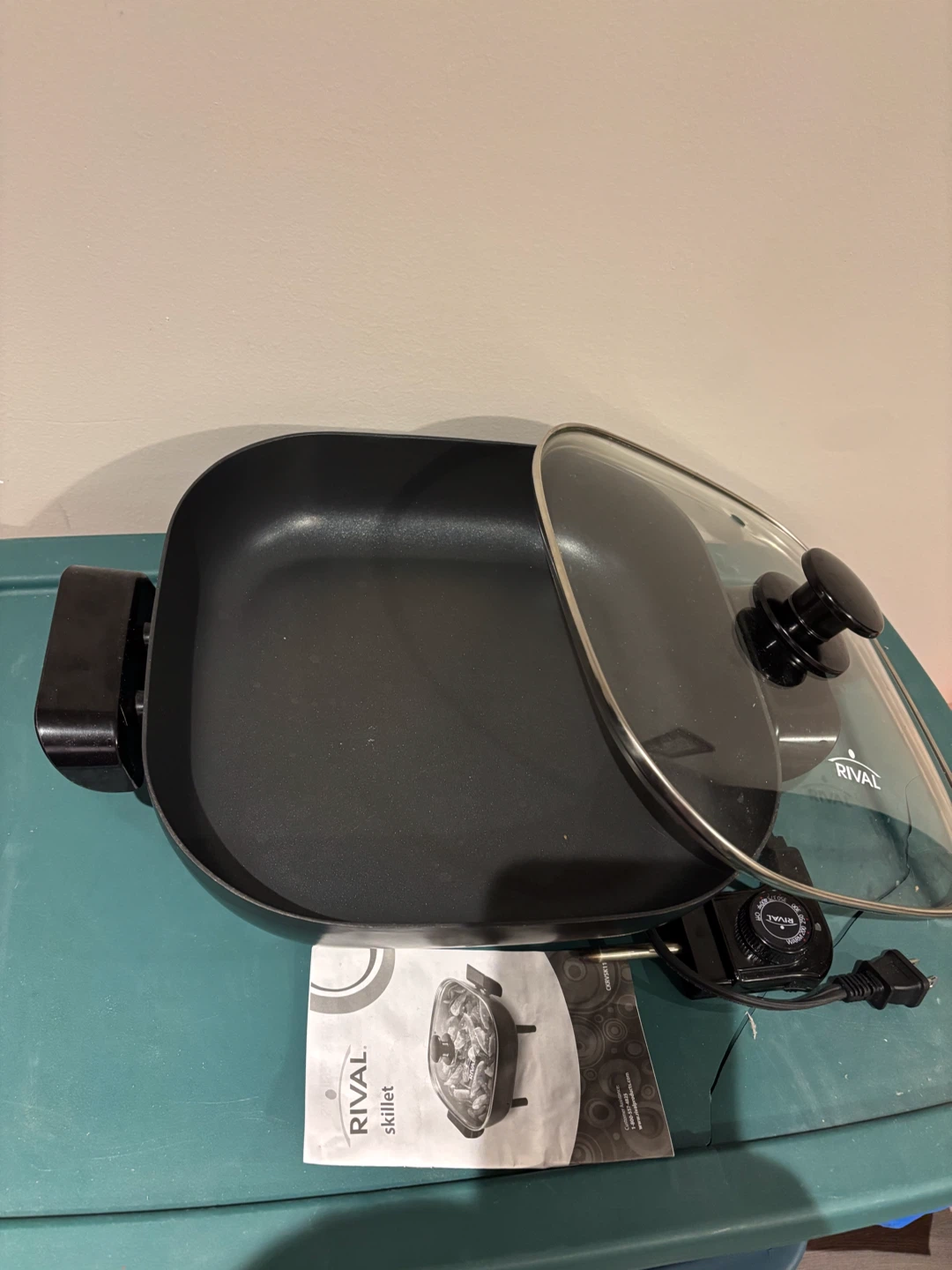Rival Electric Skillet with Lid - photo 2