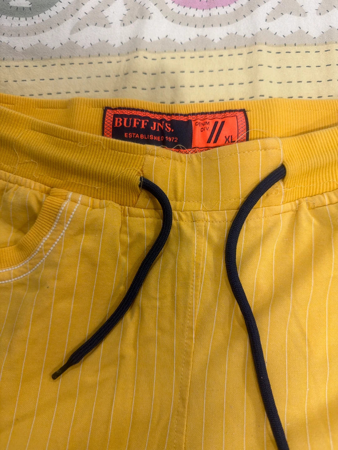 Buff Jns. Yellow Striped Pants Size XL