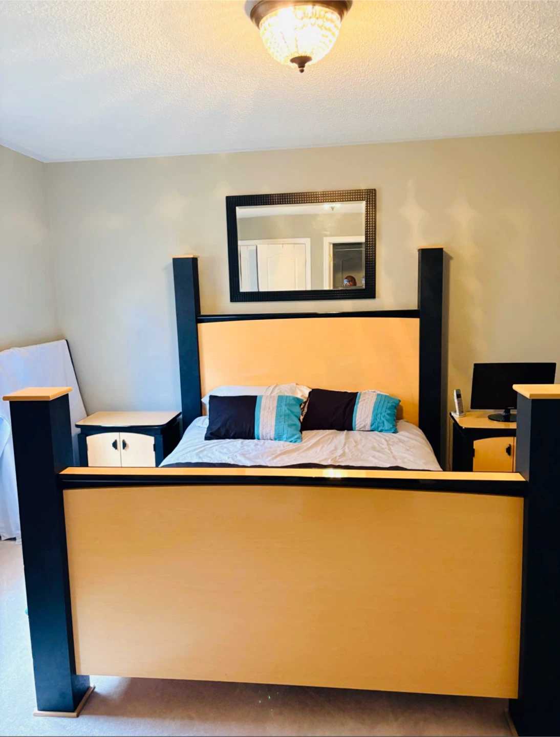 Modern Wood Bed Frame with Nightstands