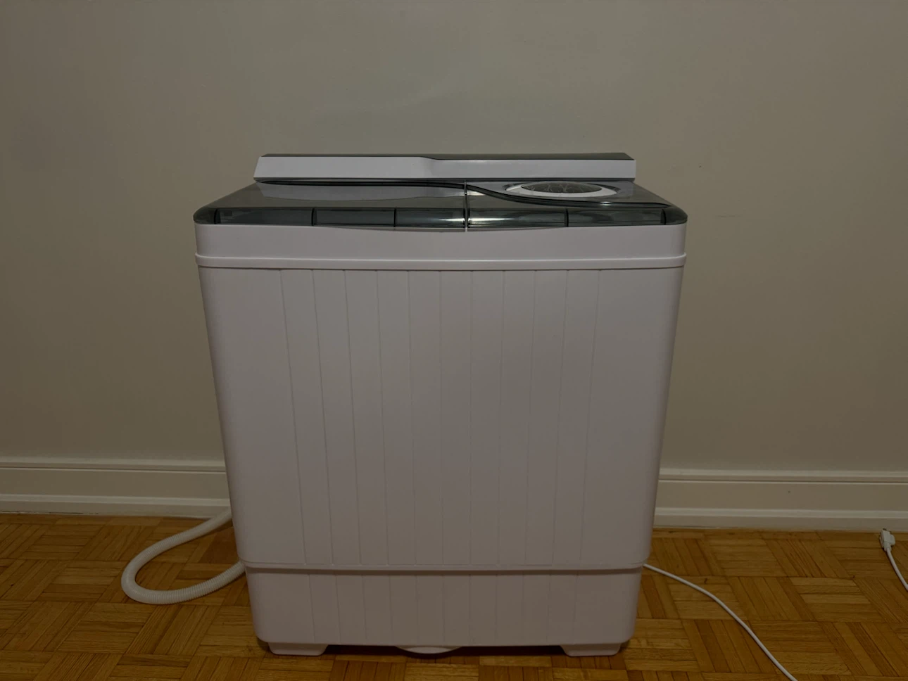 COSTWAY Portable Twin Tub Washing Machine 18 lbs – Like New