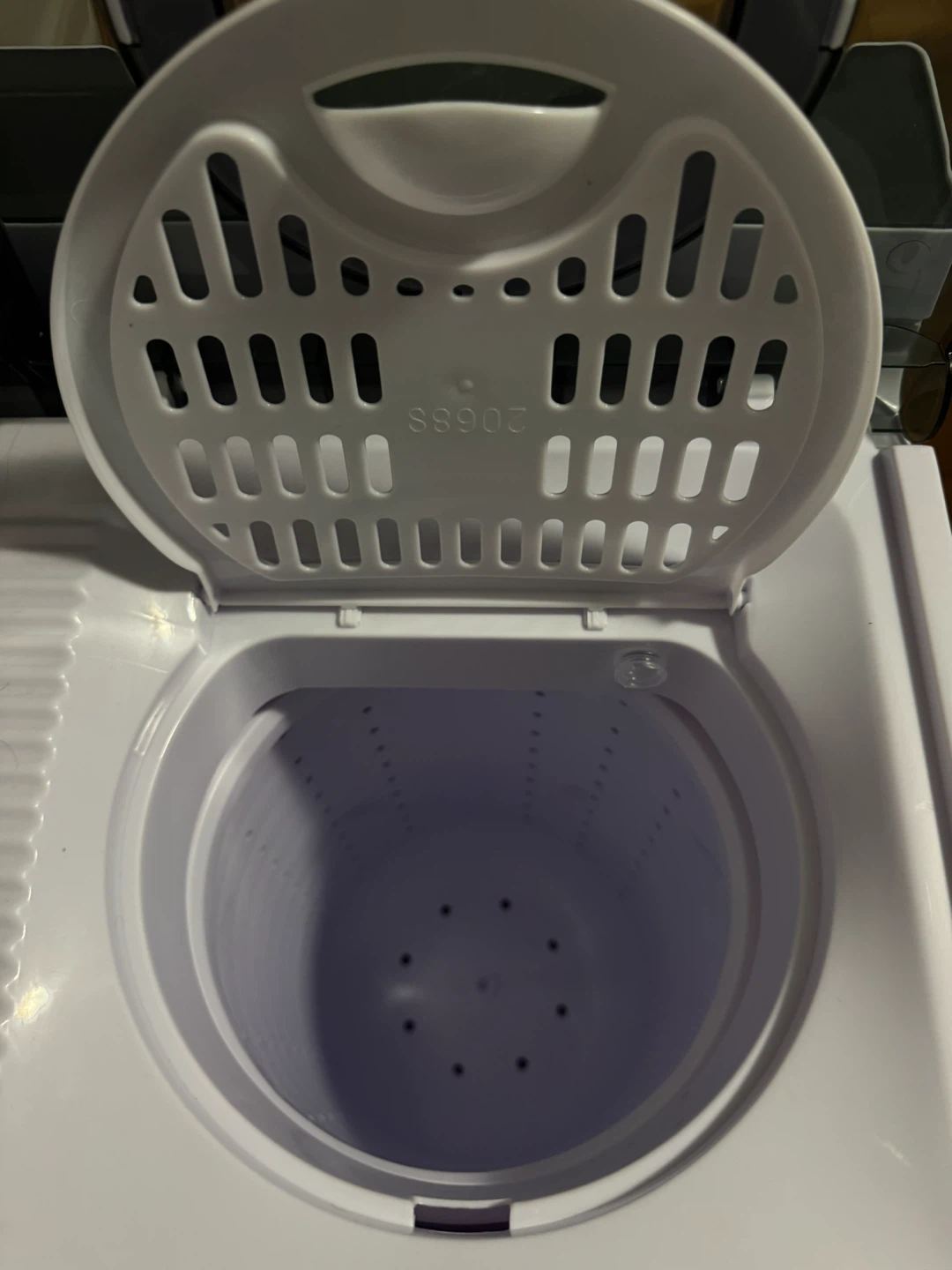 COSTWAY Portable Twin Tub Washing Machine 18 lbs – Like New - photo 4