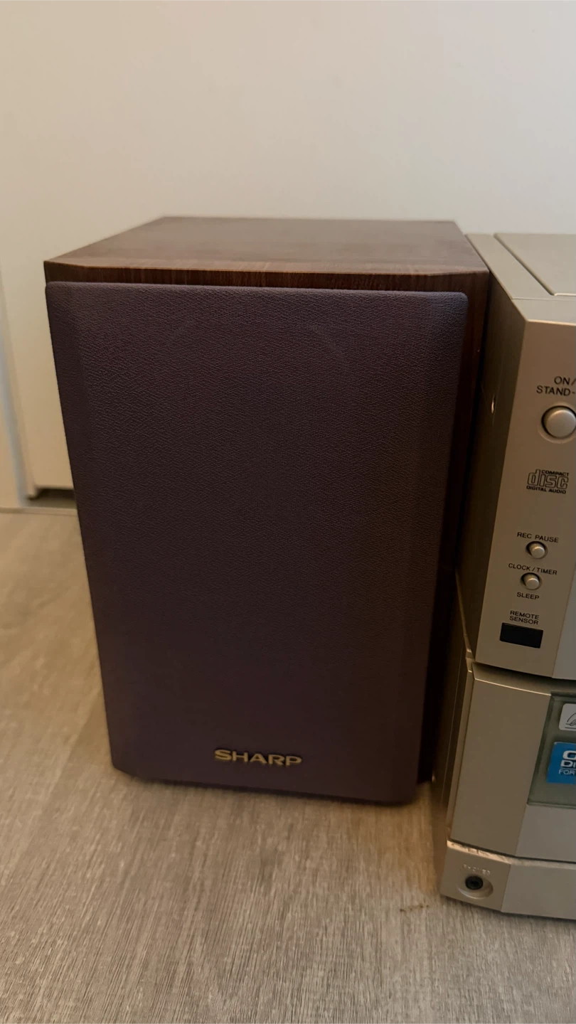 Sharp XL-570 Stereo System - photo 4