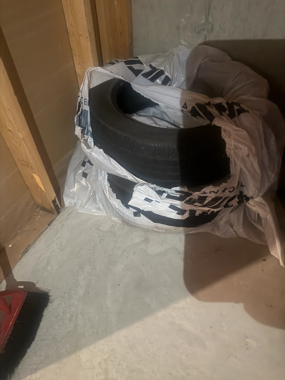 Goodyear Tires (4) P205/75R15