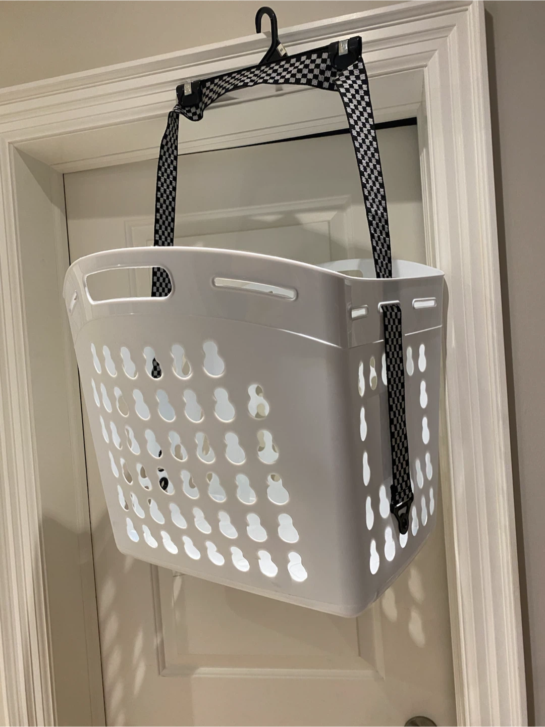 White Over-the-Door Laundry Hamper - photo 3