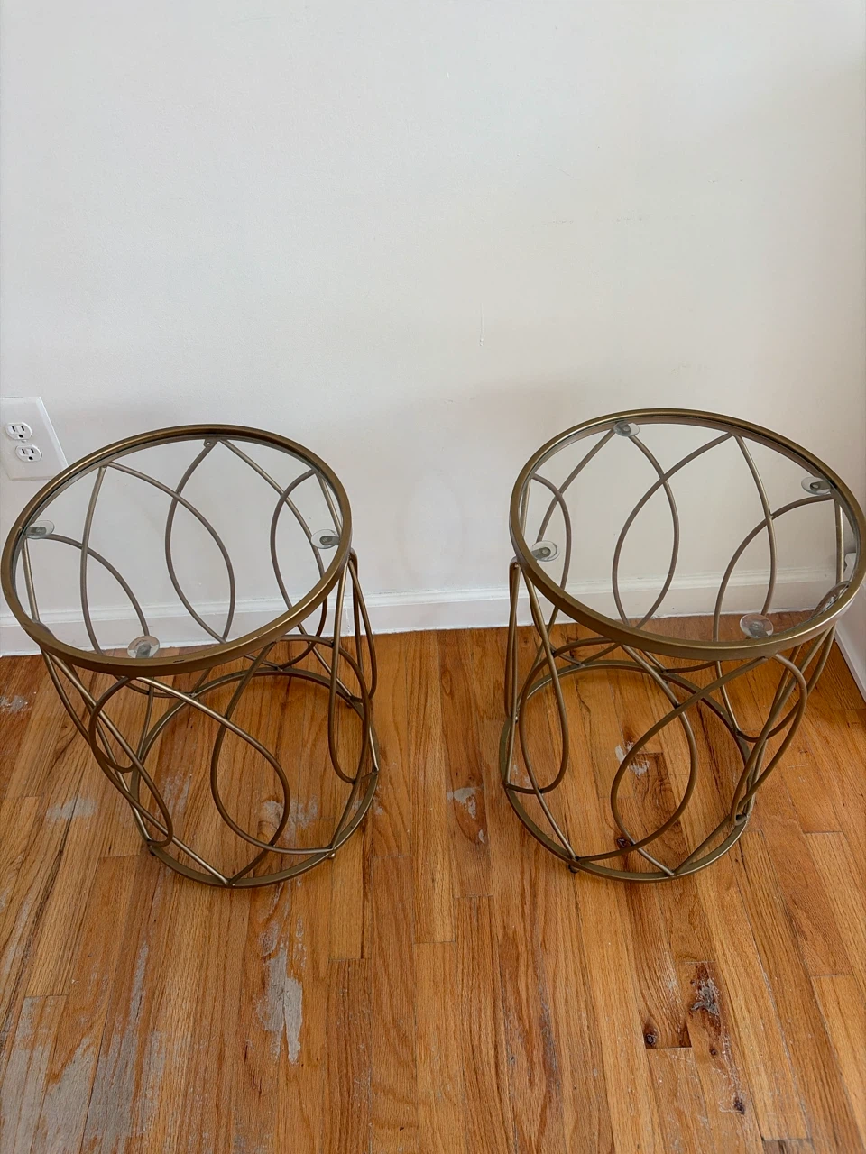 Set of 2 Gold Metal Round Accent Tables with Glass Tops - photo 2