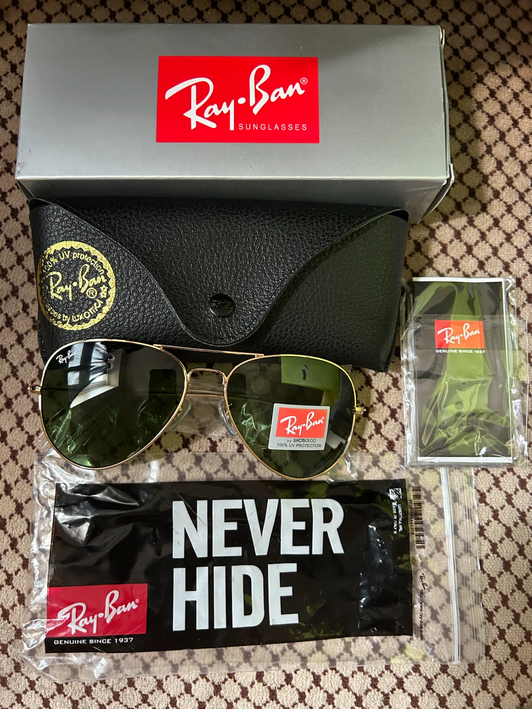 Brand New Ray-Ban Classic Aviator Sunglasses - Gold/Green