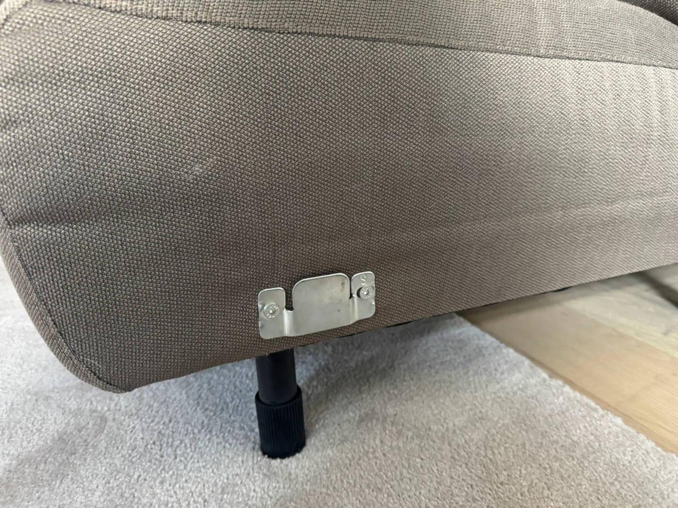 Gautier Sectional Sofa with Adjustable Headrests - photo 5