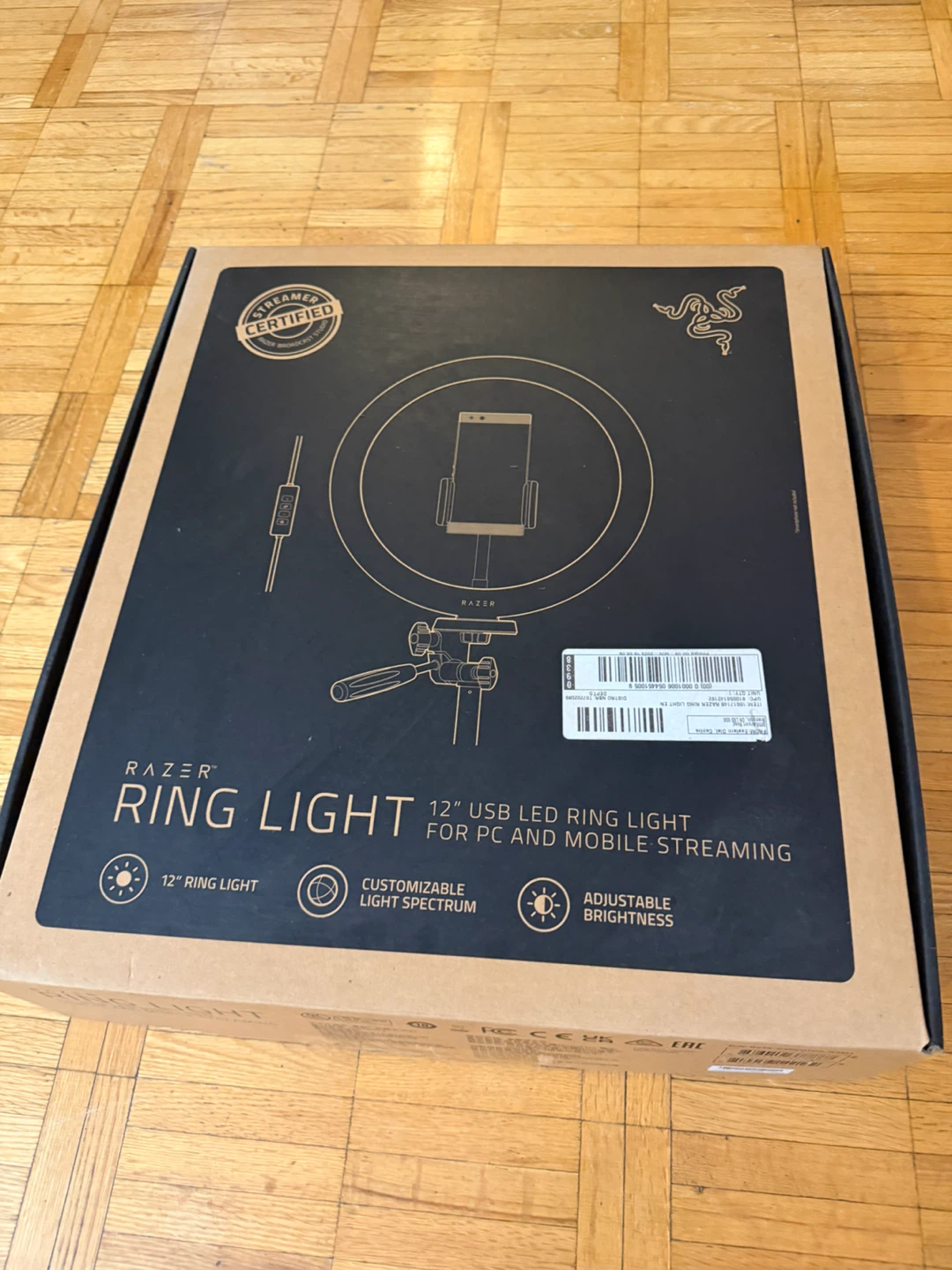 Razer 12" USB LED Ring Light for PC and Mobile Streaming - photo 5