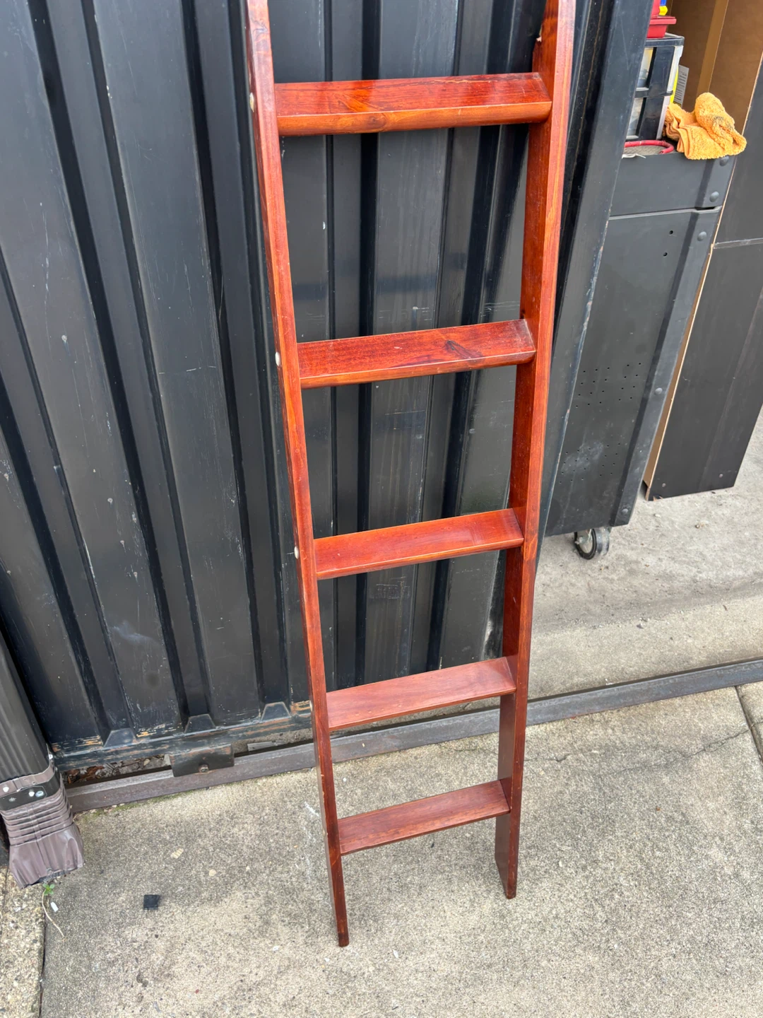 Wooden cherry Ladder Shelf - photo 4