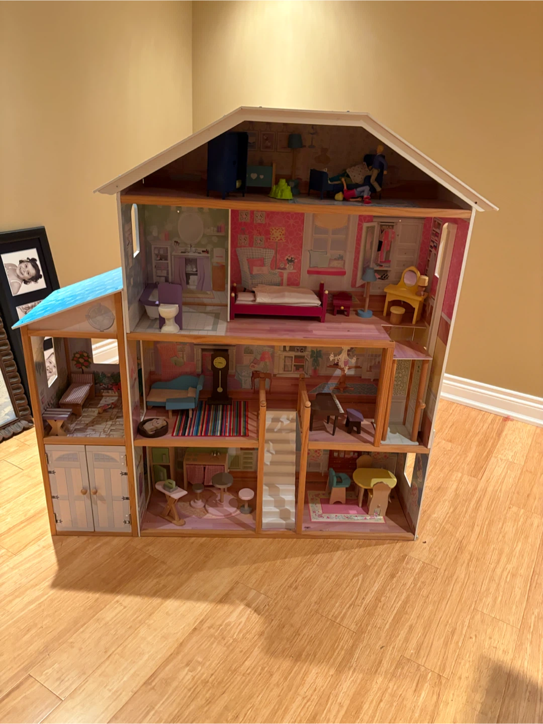 Wooden Dollhouse with Furniture