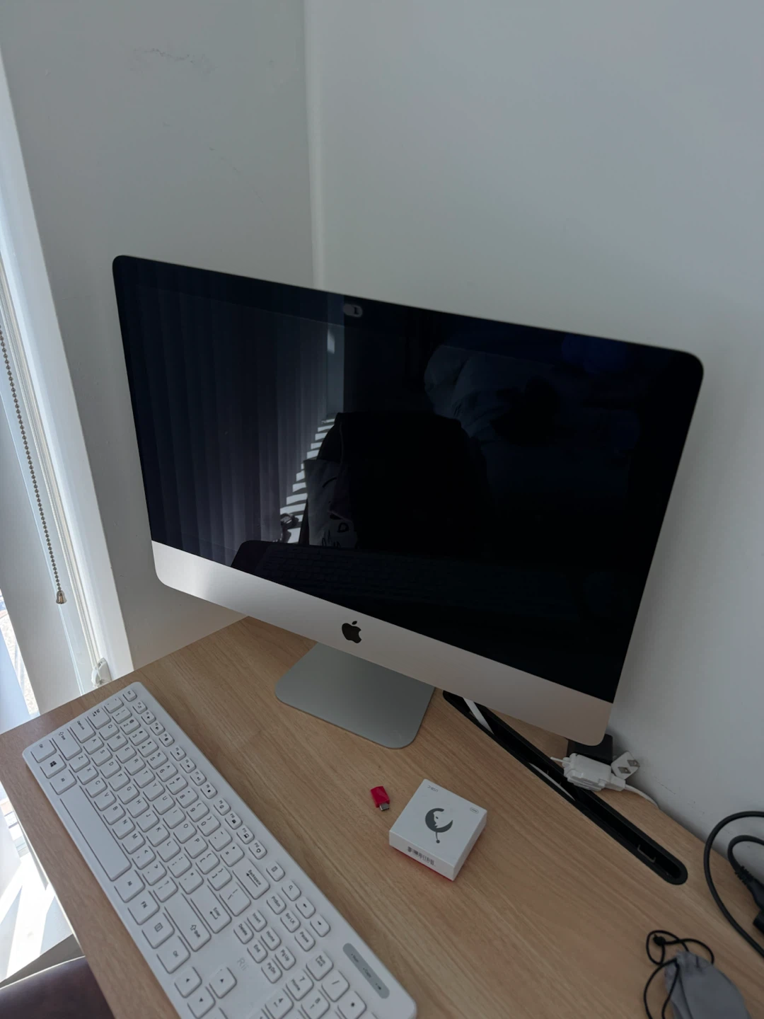 iMac 21.5 inch (late 2013) + luna display chip for dual display