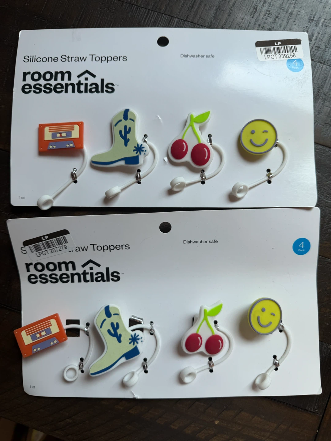 2 sets brand new Room Essentials Silicone Straw Toppers Set