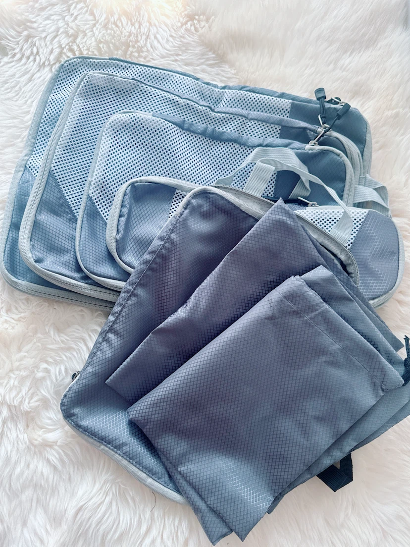 Set of 7 Gray Travel Packing Cubes