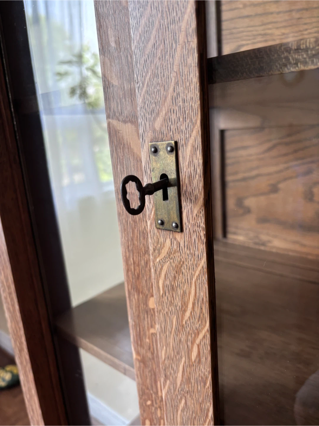 Antique Mission Oak Glass China Cabinet with Key - photo 2