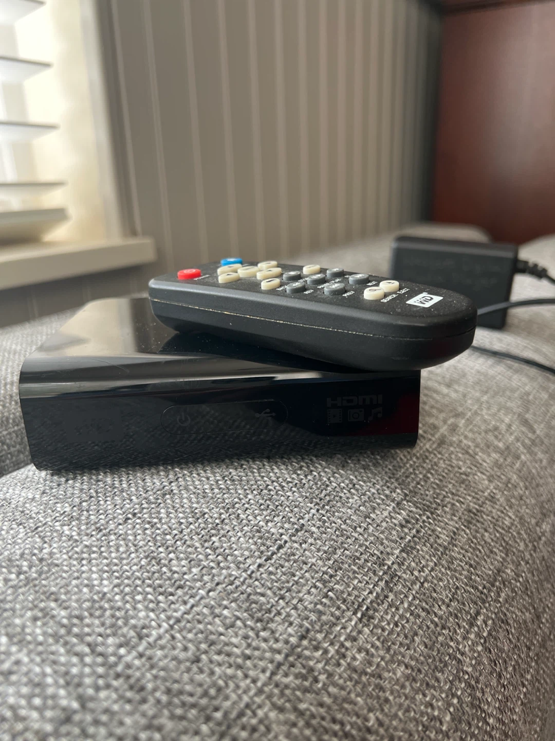 WD TV Live Streaming Media Player with Remote