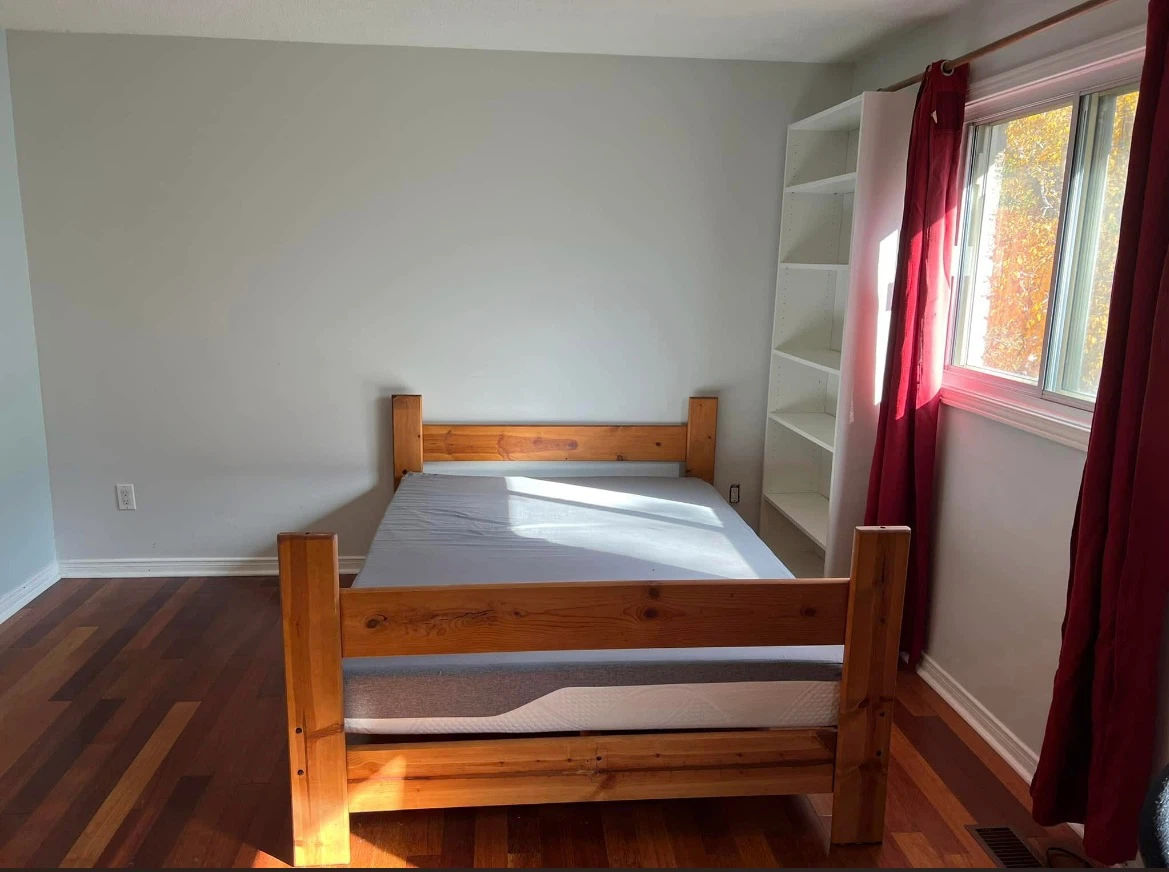 Rent a Master Bedroom