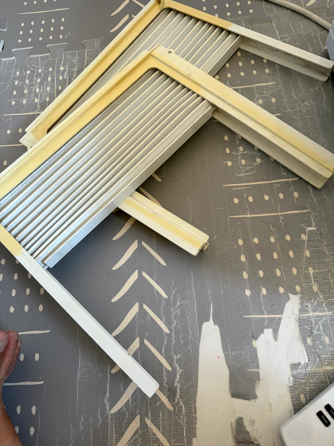 [Move out Sale]Frigidaire Window Air Conditioner BTU5050 - photo 4