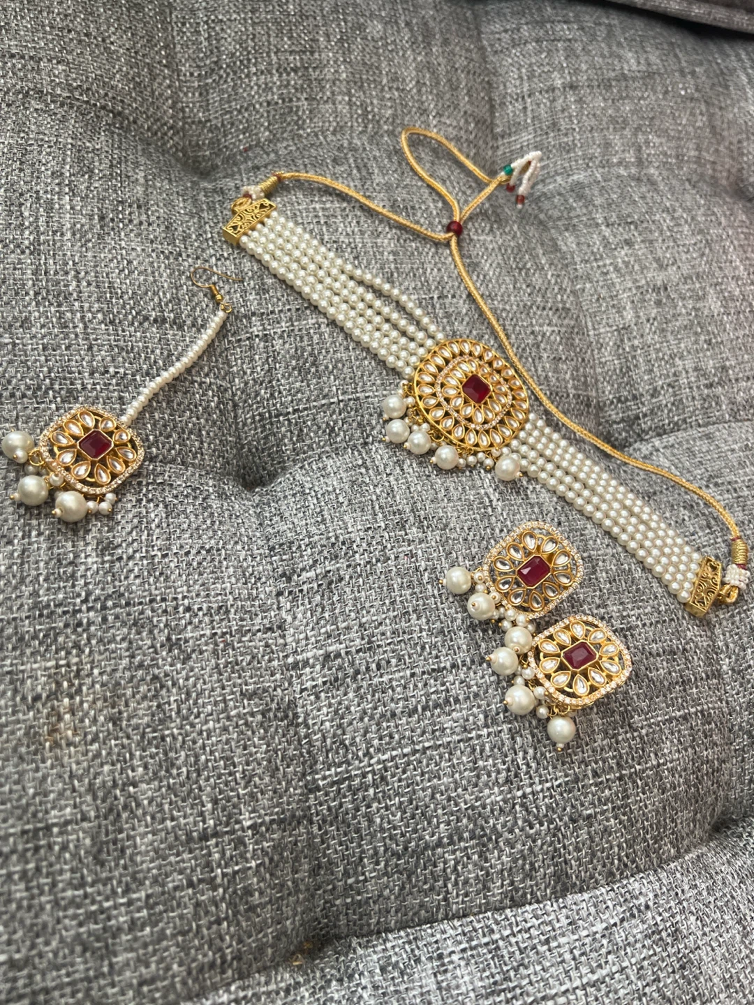 Pearl Choker Necklace and Earrings Set with Red Stones