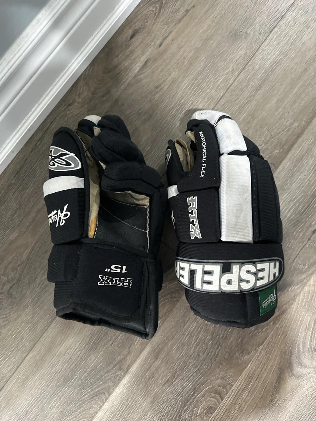 Hespeler RTX Hockey Gloves 15"