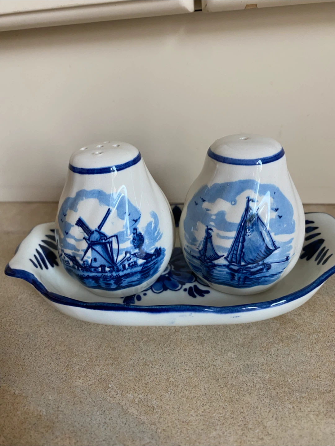 Delft Blue Salt and Pepper Shakers with Tray