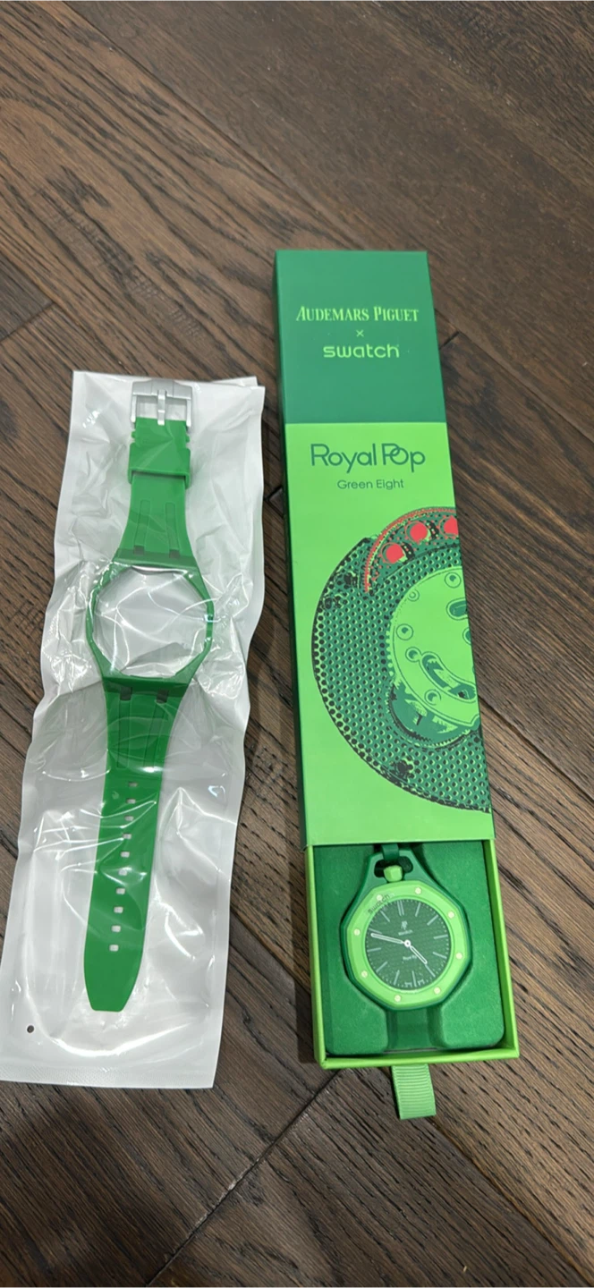 Swatch Royal Pop Green Eight Watch Set