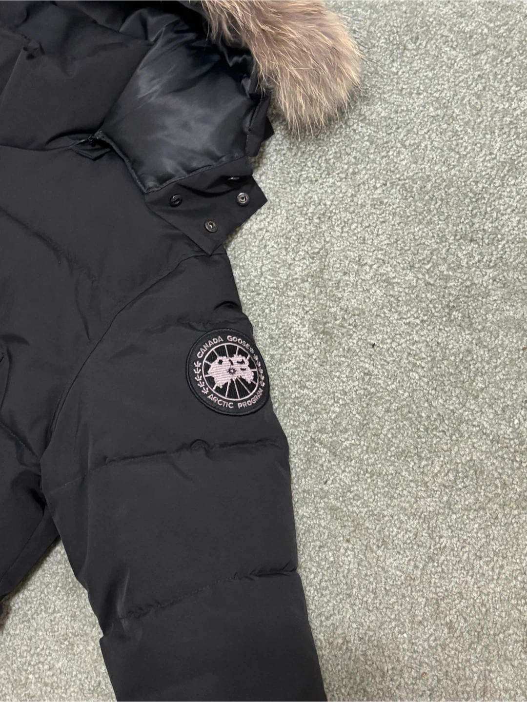 Canada Goose Black Down Parka in excellent condition - photo 3