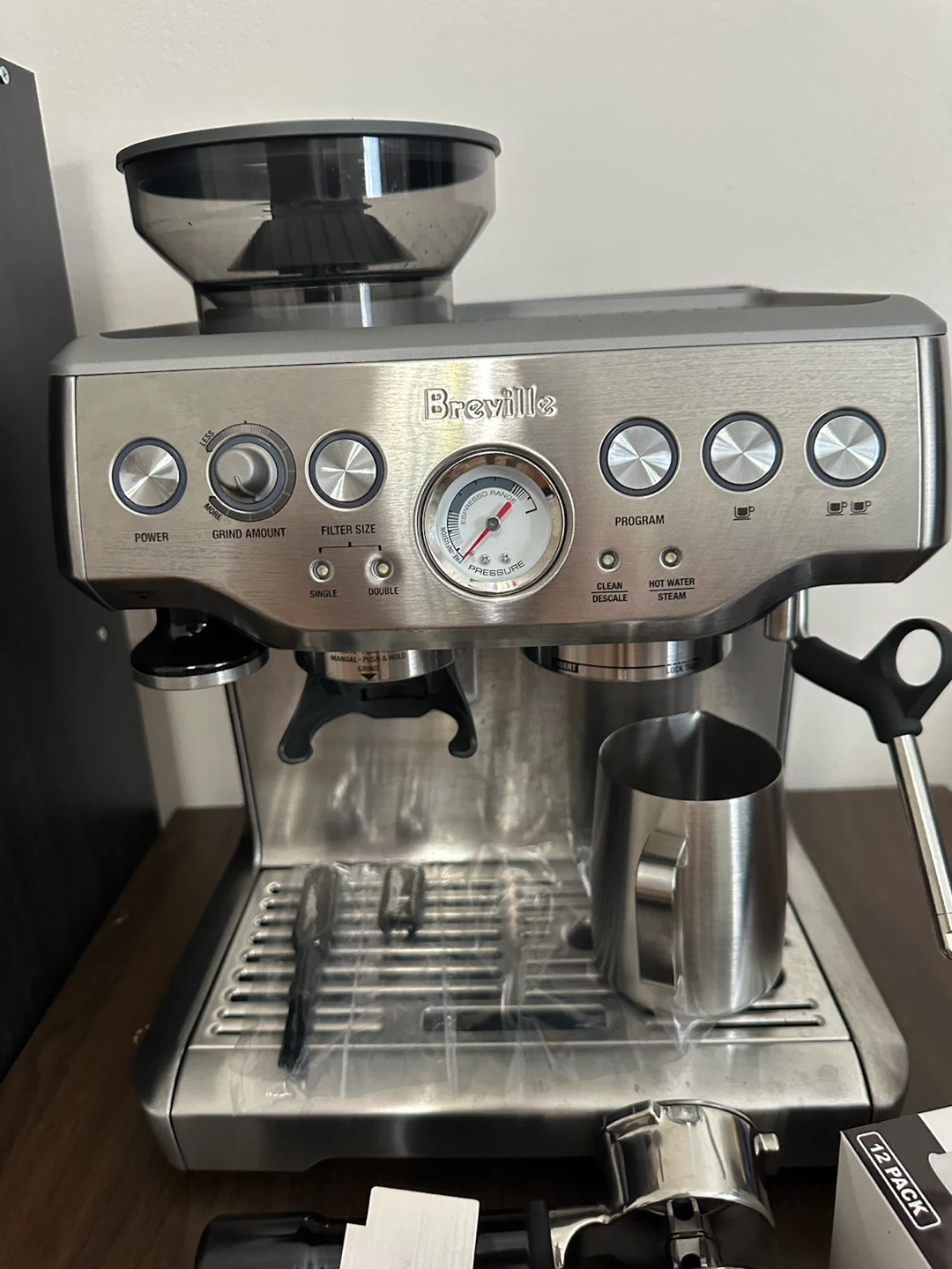 Breville Barista Express Espresso Machine- BES870xl