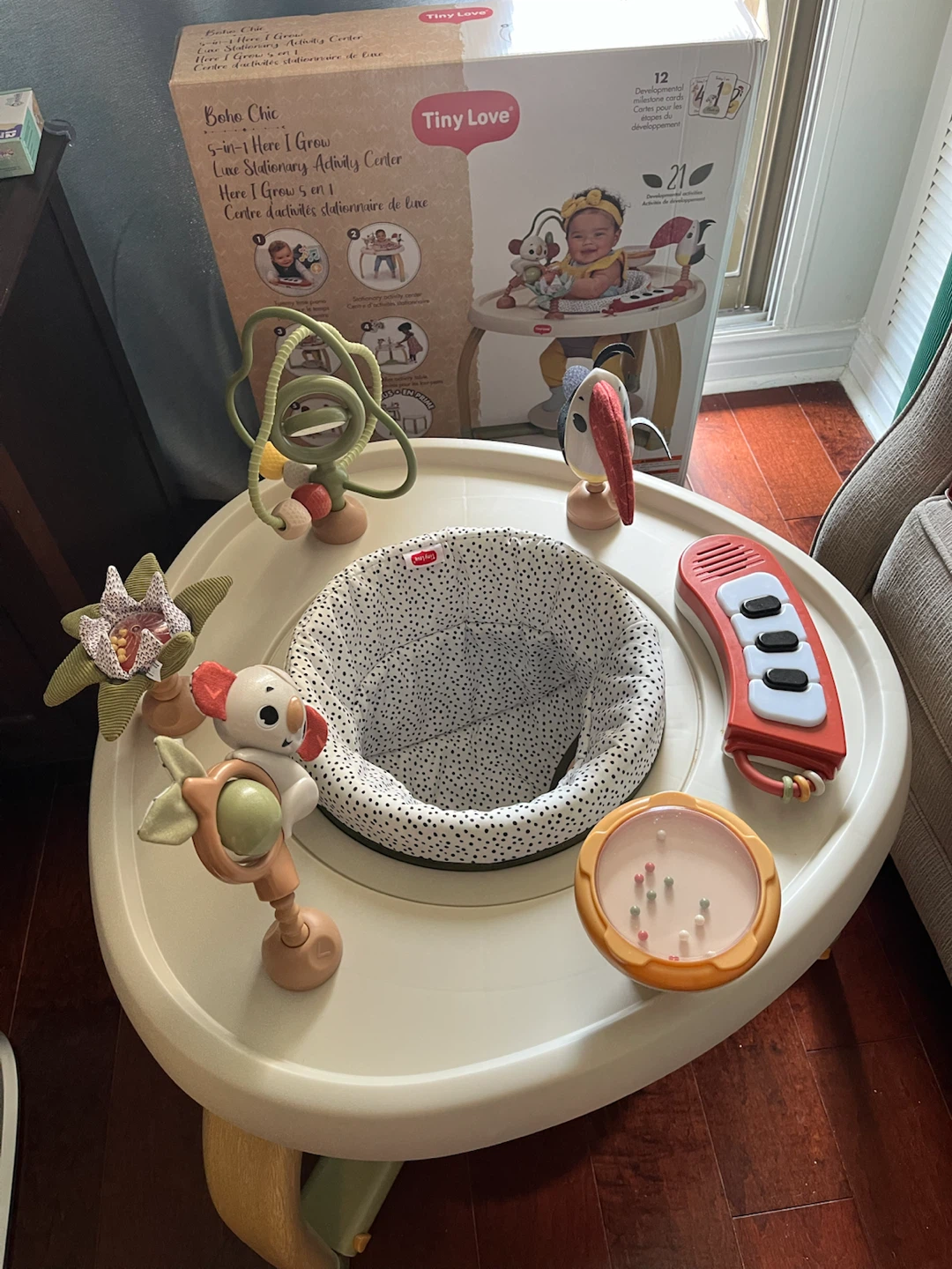 Tiny Love Activity Center