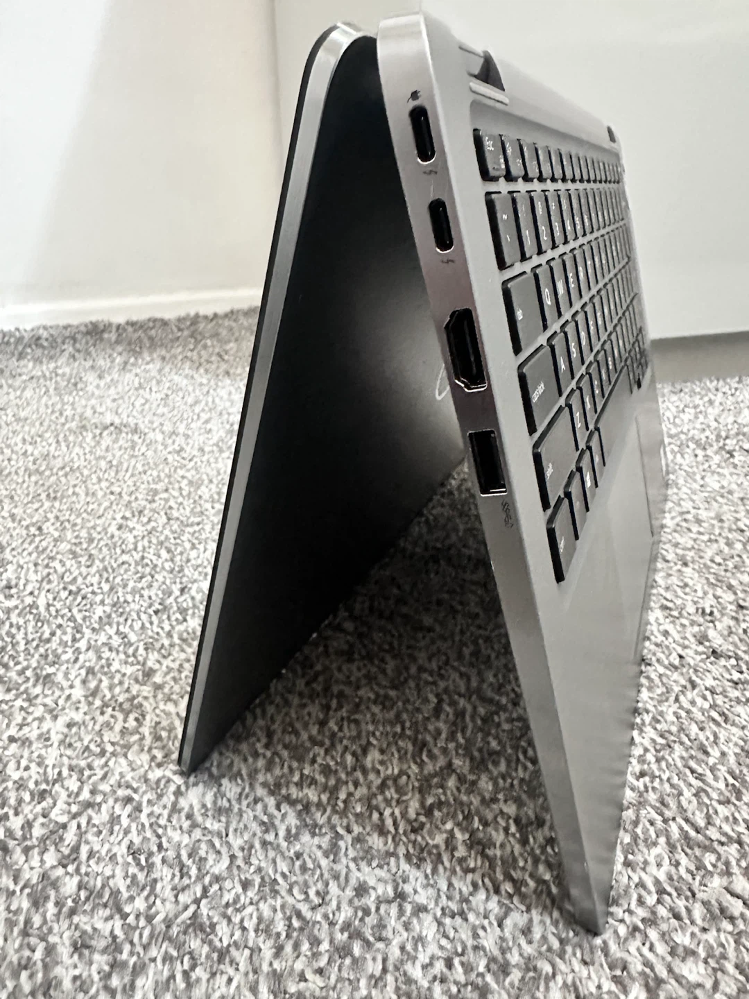 Dell  touch screen 2-in-1 Laptop i7 Intel 512Gb ssd 16GB ram - photo 4