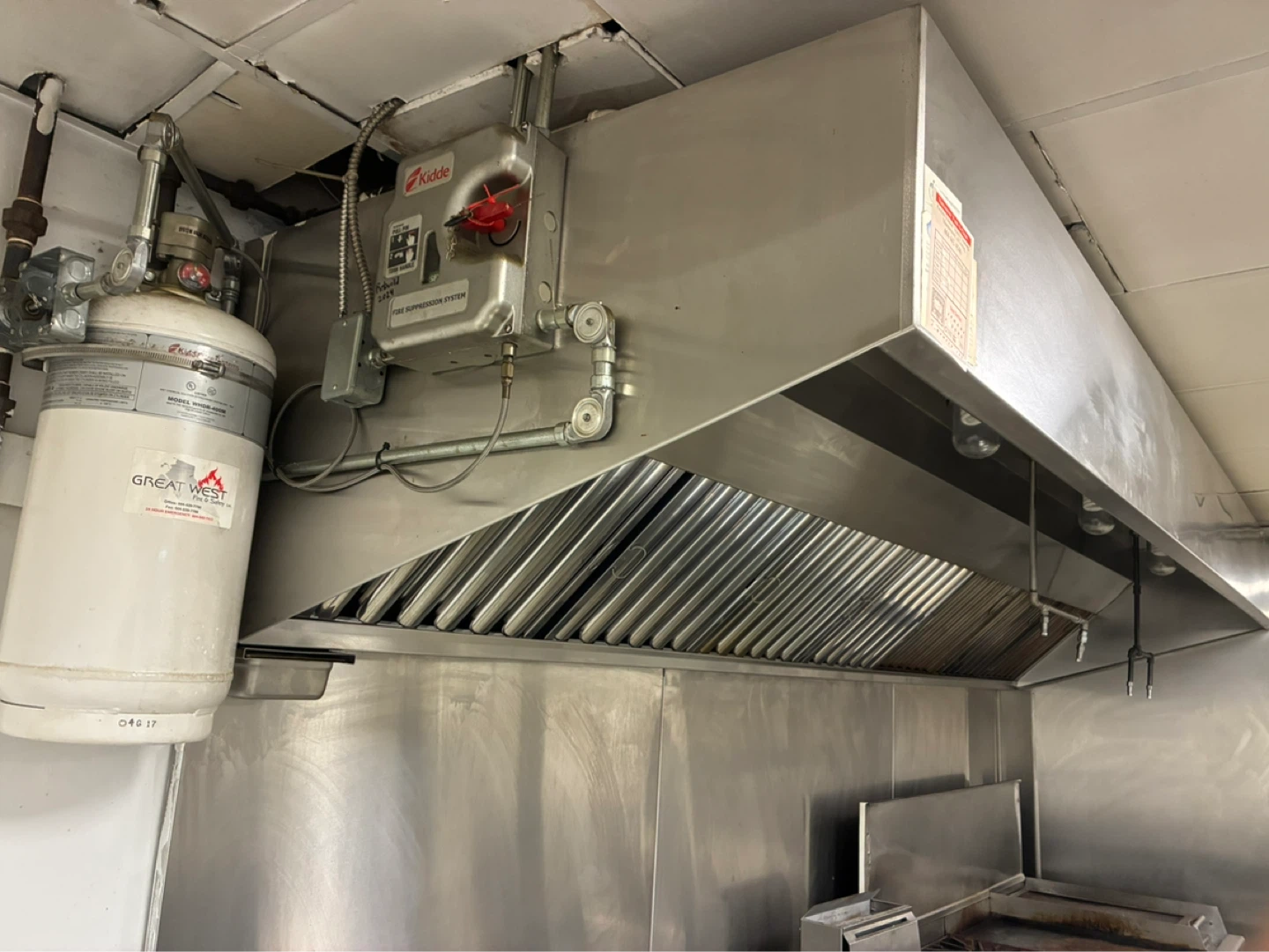 Commercial Kitchen Range Hood with Fire Suppression System - photo 3