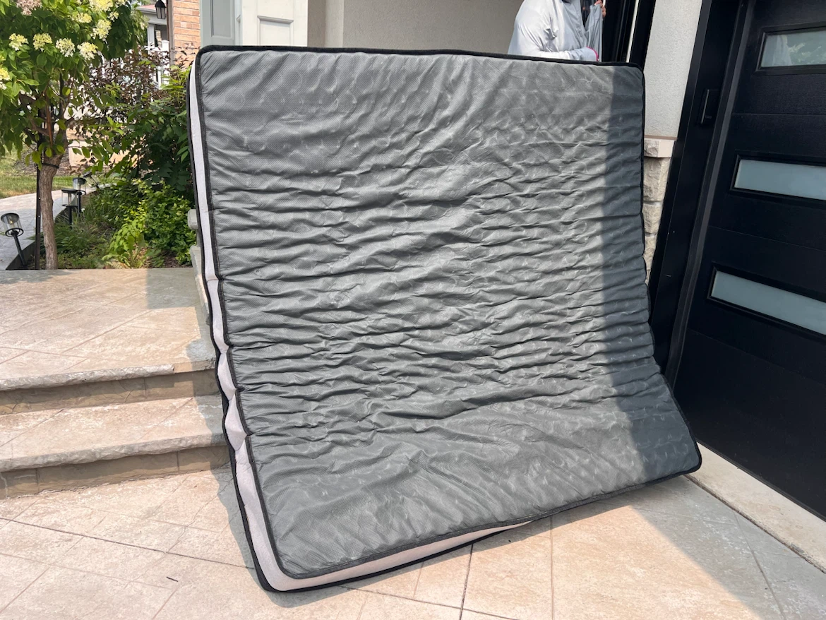 Free King size mattress - photo 2