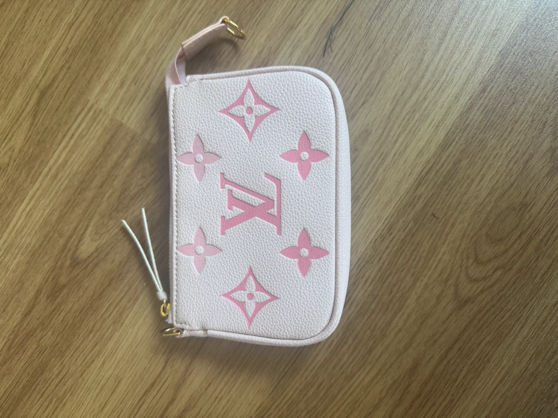Louis Vuitton Pink Monogram Pochette "Felicie" Small Pouch - photo 2