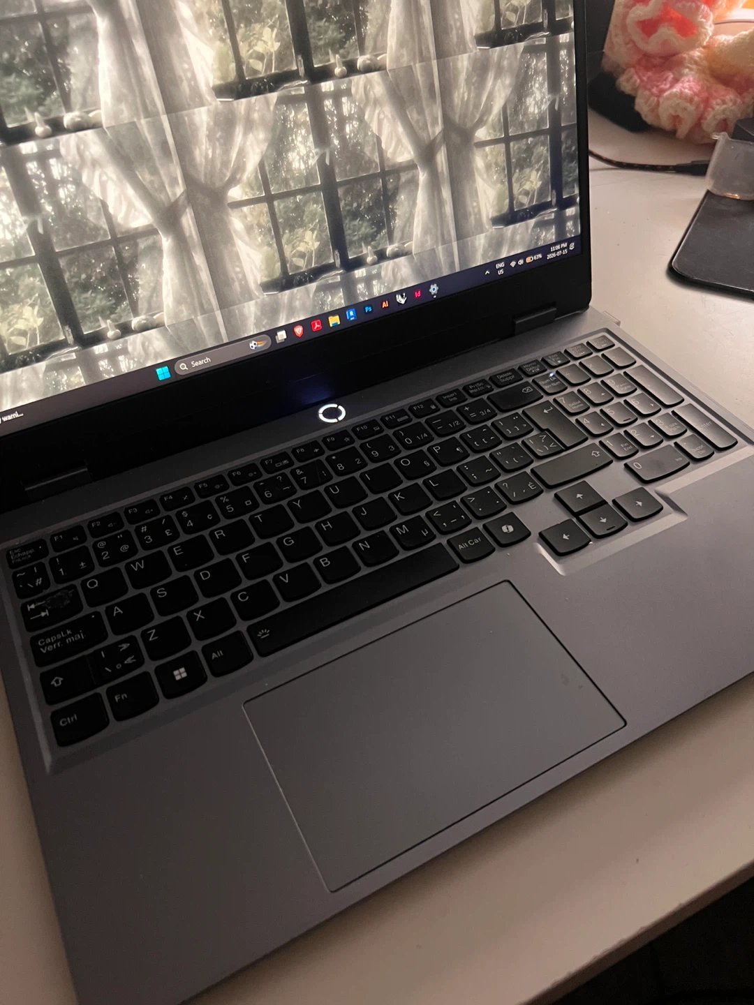 Lenovo LOQ 15IRX9 Gaming Laptop - photo 2