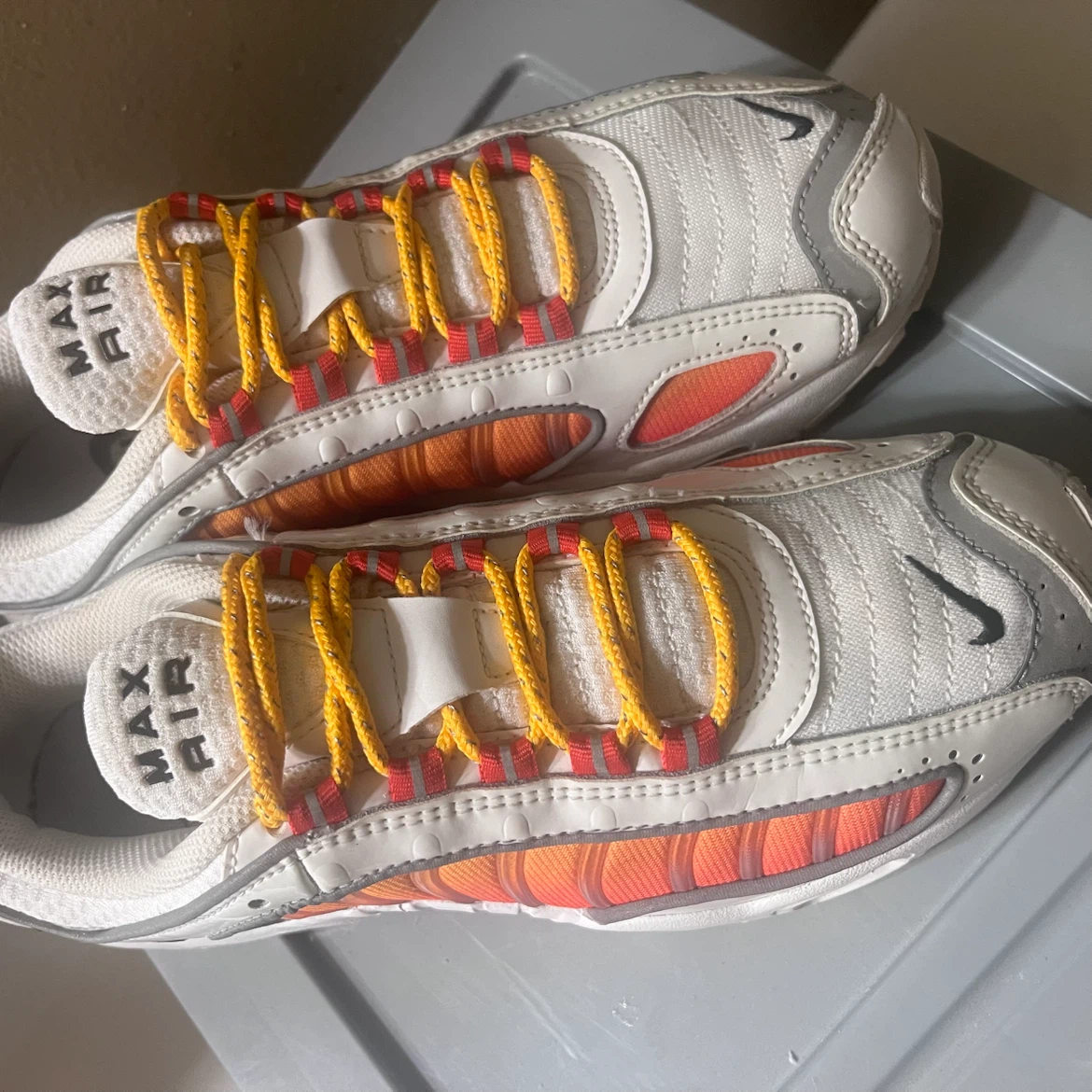 Nike Air Max Tailwind IV Sneakers SIZE 8 - photo 2