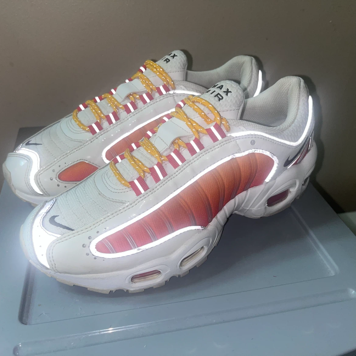 Nike Air Max Tailwind IV Sneakers SIZE 8 - photo 4