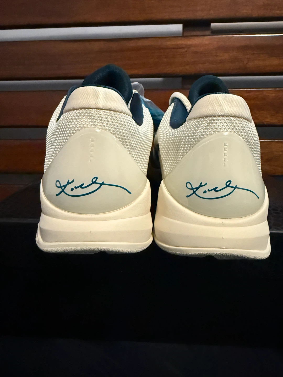 Nike Kobe 5 Protro “Caitlin Clark” Coconut Milk/Spruce *Sz 10* - photo 2