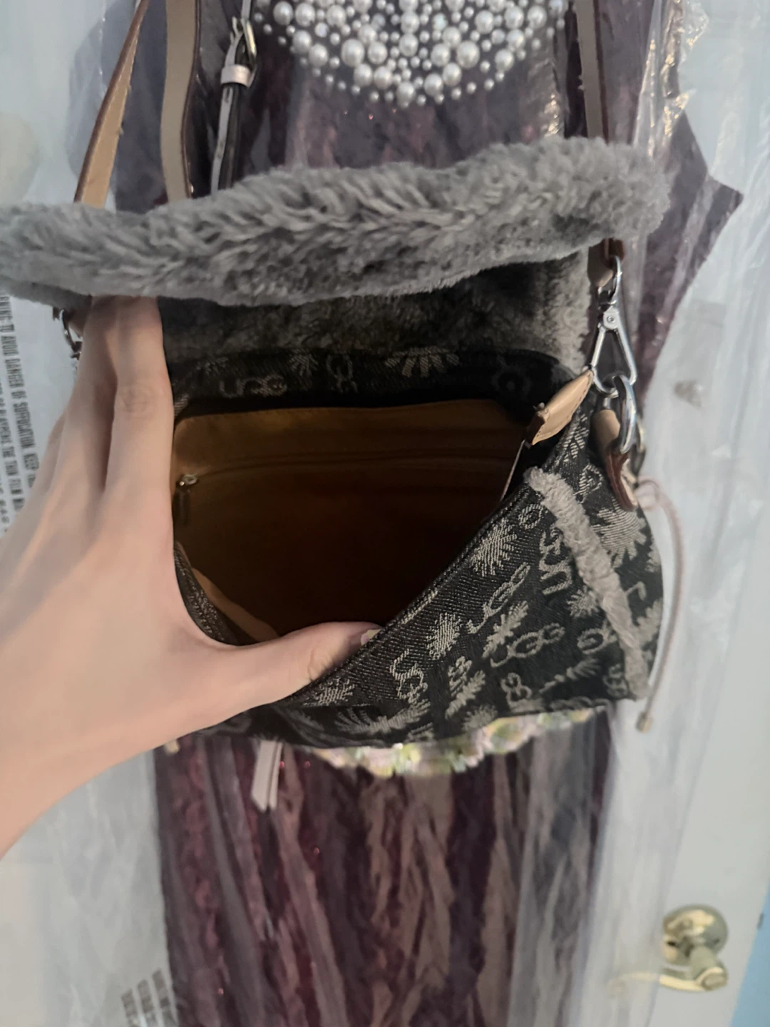 UGG Australia Fuzzy Shoulder Bag - photo 4
