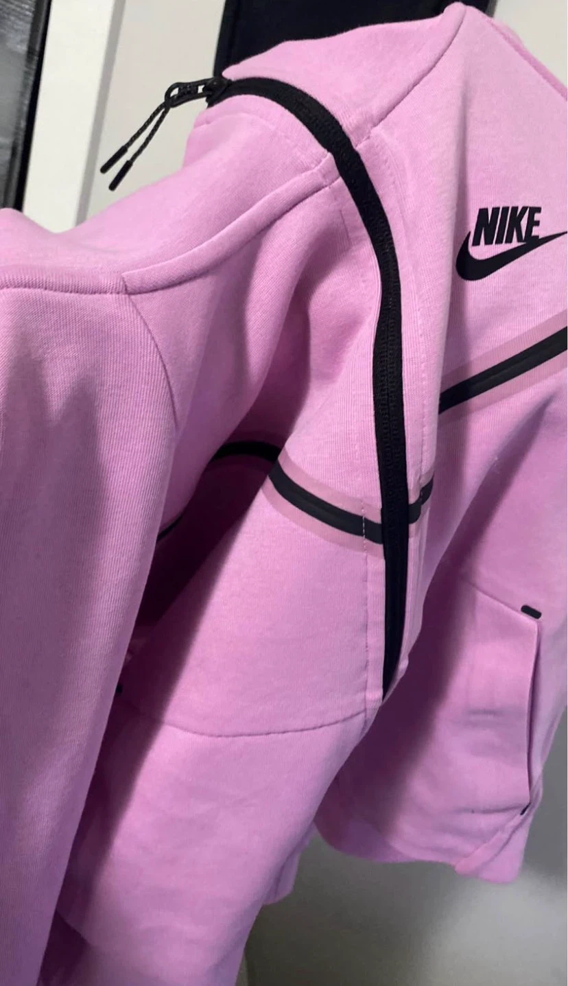 Nike Tech Fleece Hoodie - photo 2