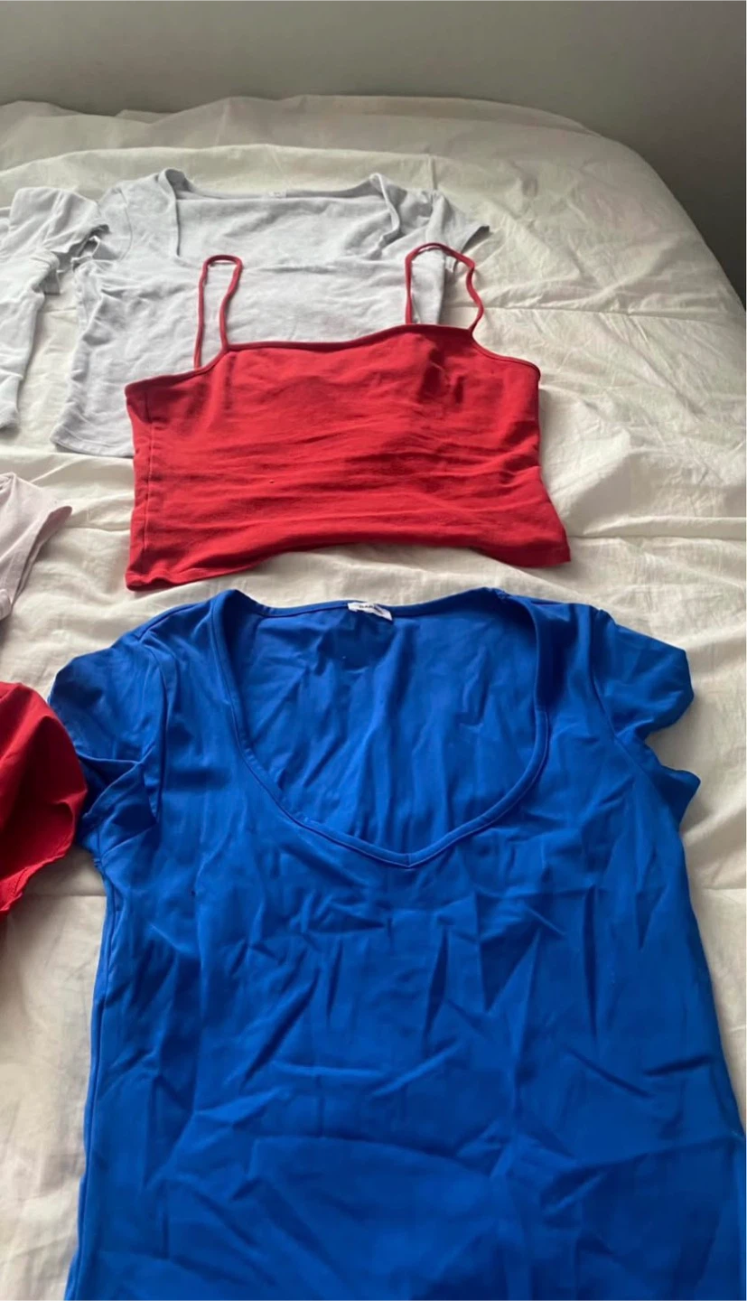 Garage clothing sale - photo 2