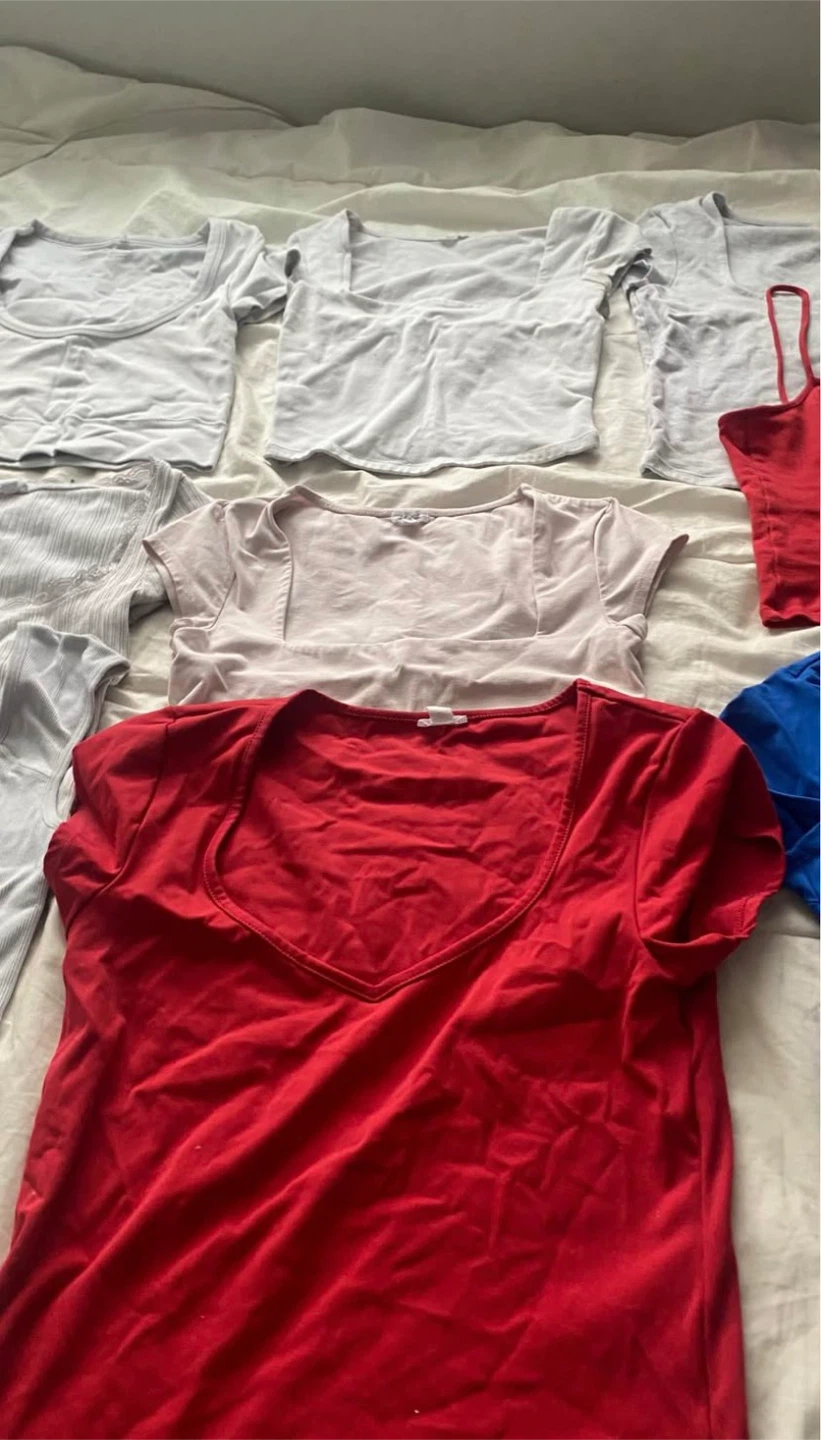 Garage clothing sale - photo 3