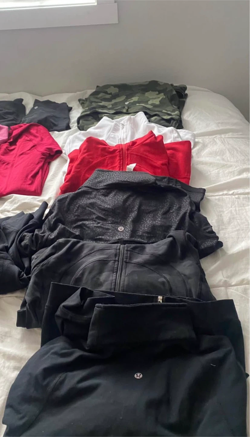 Lululemon Athletic Wear Bundle - photo 3