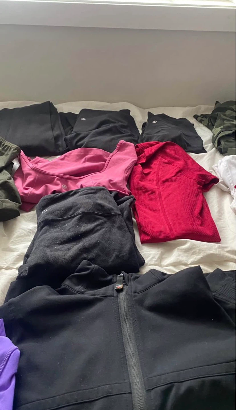 Lululemon Athletic Wear Bundle - photo 4