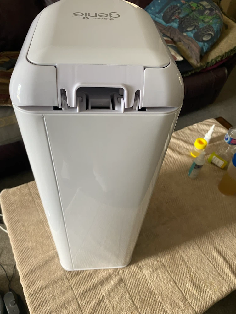 IMMACULATE Diaper Genie Platinum Pail - photo 5
