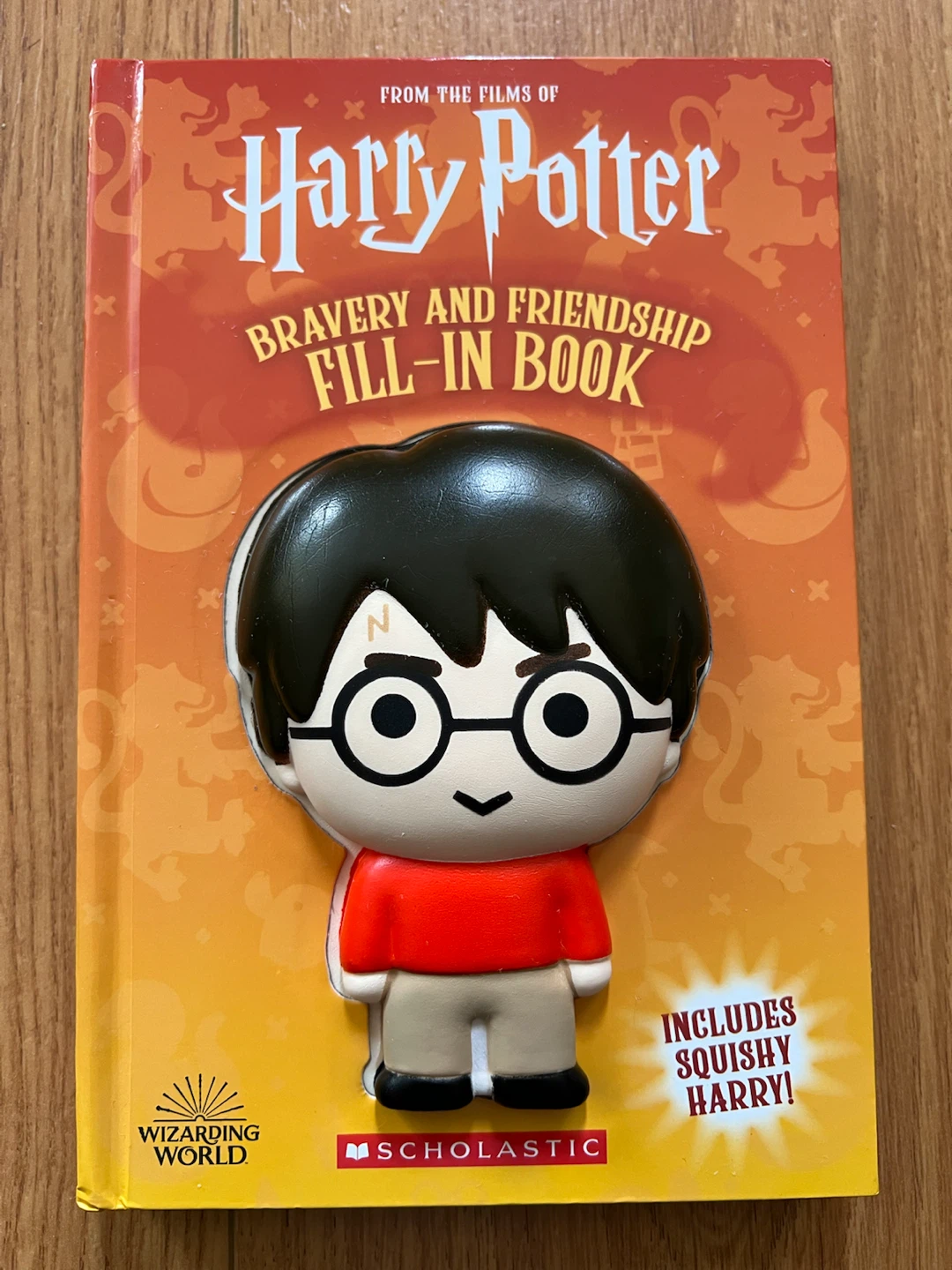 Harry Potter Fill-In Book with Squishy Harry