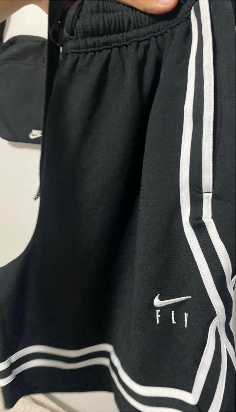Nike Dri-FIT Fly Shorts - photo 2
